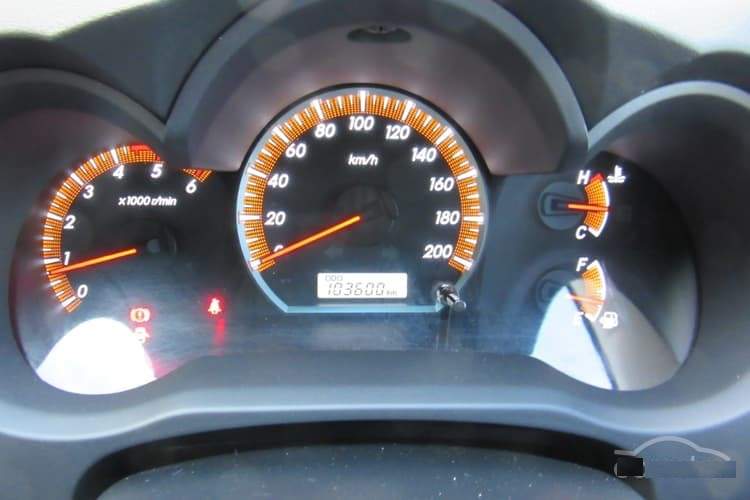 2014 TOYOTA HILUX - 7 - Pickup trucks (4x4 & 4x2)  on Aster Vender