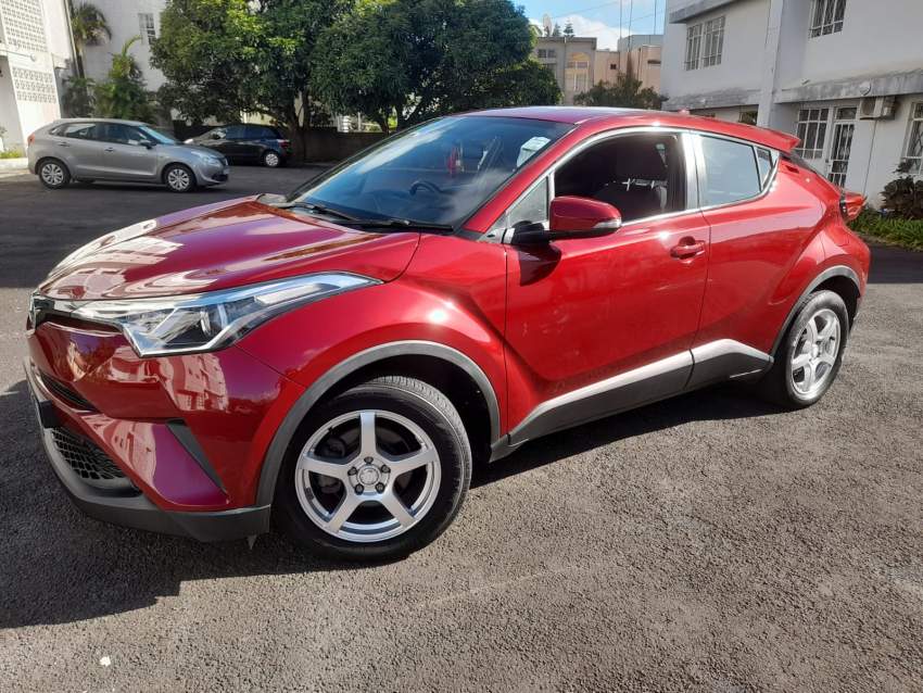 Toyota C-HR in EXCELLENT condition!! - 10 - SUV Cars  on Aster Vender