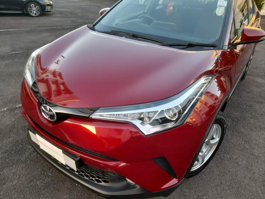 Toyota C-HR in EXCELLENT condition!! - 2 - SUV Cars  on Aster Vender