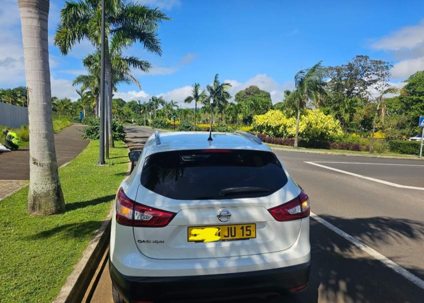 Nissan Qashqai 1.6 Turbo Diesel Acenta Techno Pack - 1 - SUV Cars  on Aster Vender