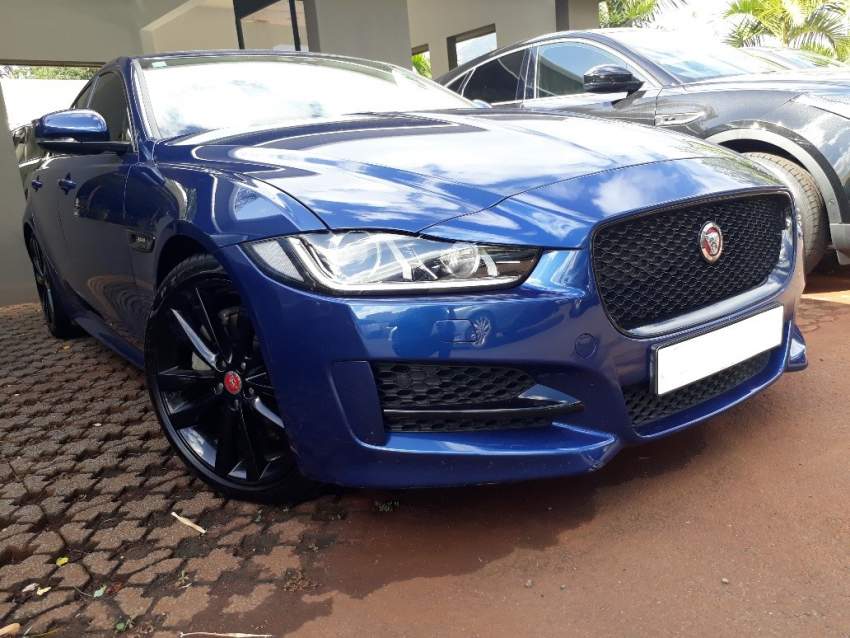 2016 Jaguar XE 25t R-sport on Aster Vender