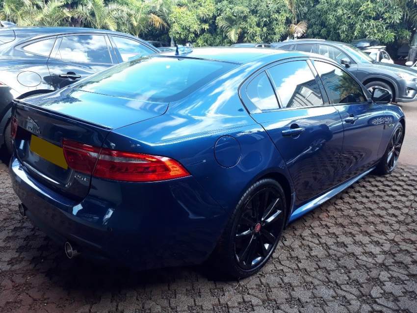 2016 Jaguar XE 25t R-sport - 3 - Sport Cars  on Aster Vender