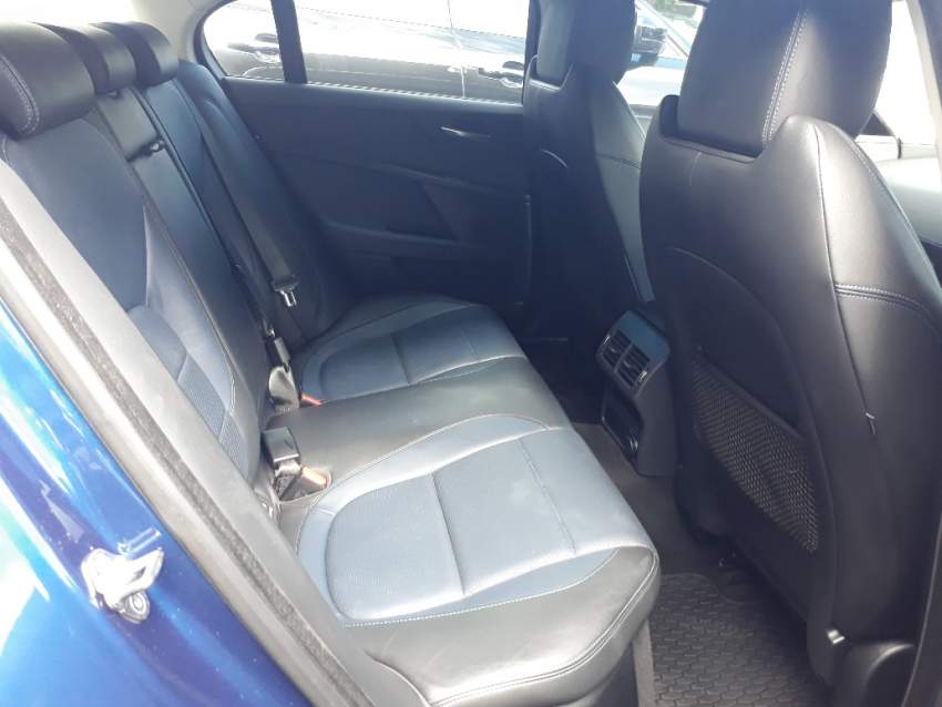 2016 Jaguar XE 25t R-sport - 5 - Sport Cars  on Aster Vender