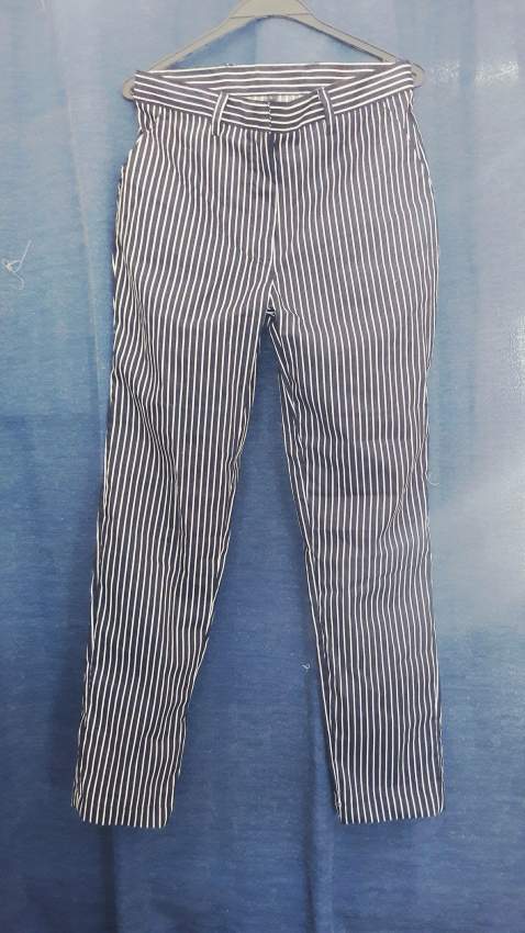 Pants - 0 - Pants & Leggings (Women)  on Aster Vender