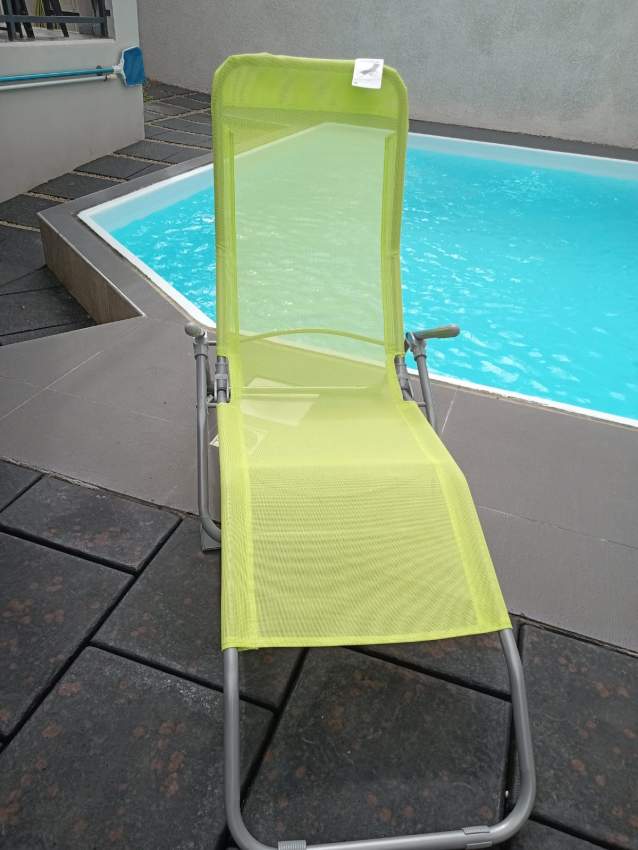 Brand-New Beach Lounger for Sale! on Aster Vender
