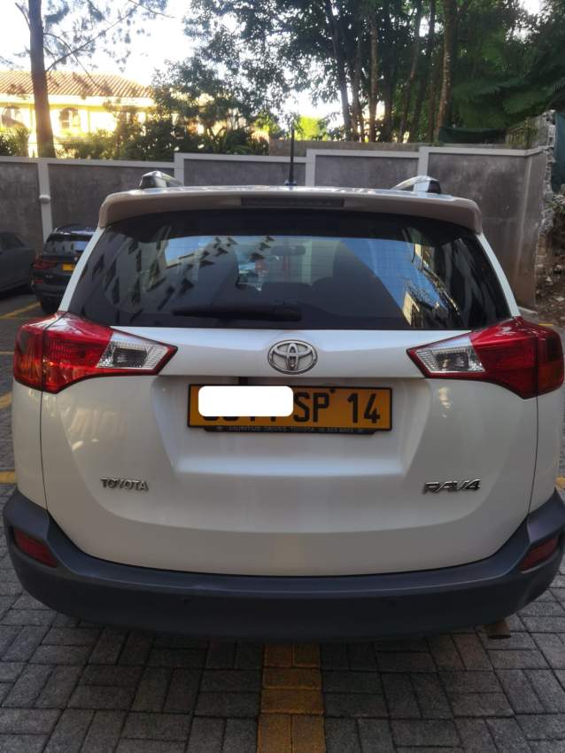Rav 4 - 1 - SUV Cars  on Aster Vender
