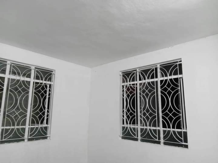 Land with house - 12 - House  on Aster Vender