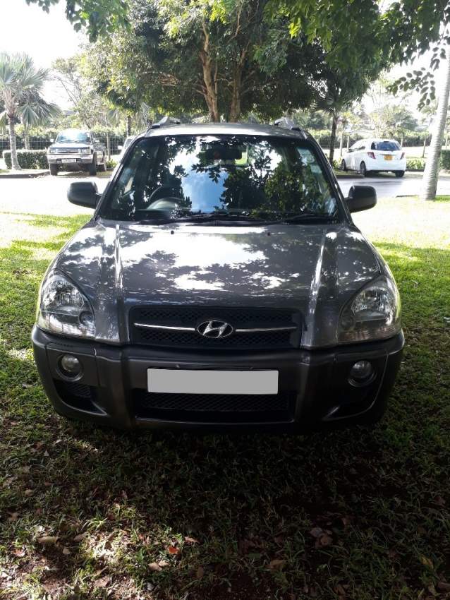 2007 Hyundai Tucson 2.0 - 1 - SUV Cars  on Aster Vender