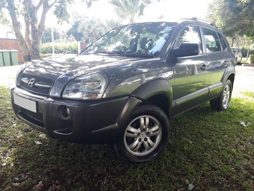 2007 Hyundai Tucson 2.0 - 2 - SUV Cars  on Aster Vender