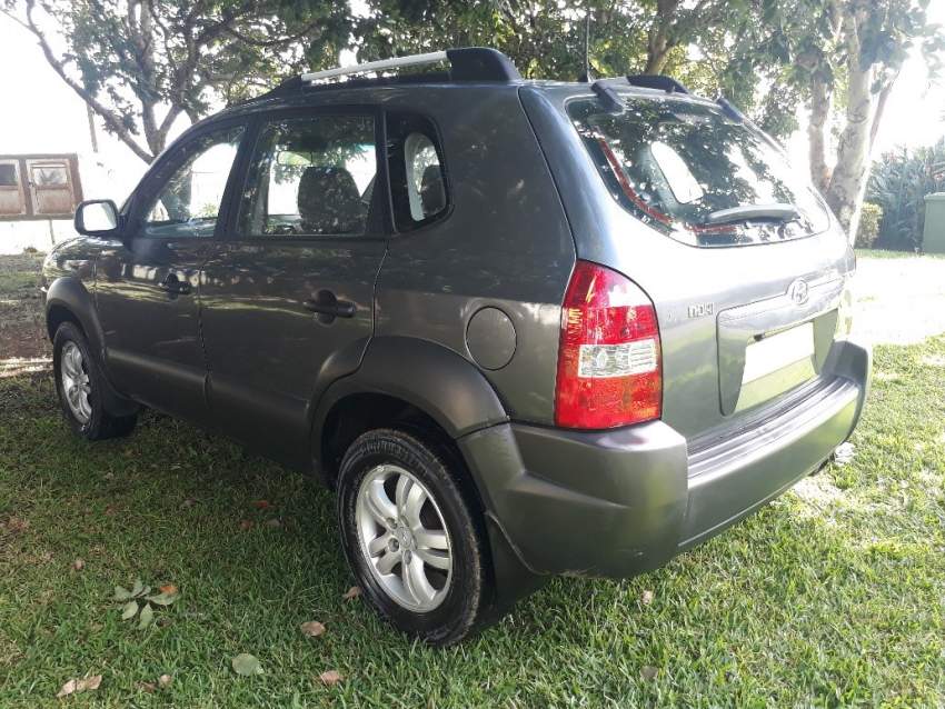 2007 Hyundai Tucson 2.0 - 4 - SUV Cars  on Aster Vender