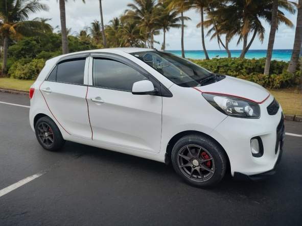 Kia Picanto 2016 - 3 - Compact cars  on Aster Vender