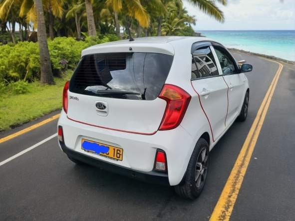 Kia Picanto 2016 - 2 - Compact cars  on Aster Vender