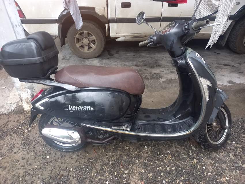 WYS VETERANO - 2 - Scooters (above 50cc)  on Aster Vender