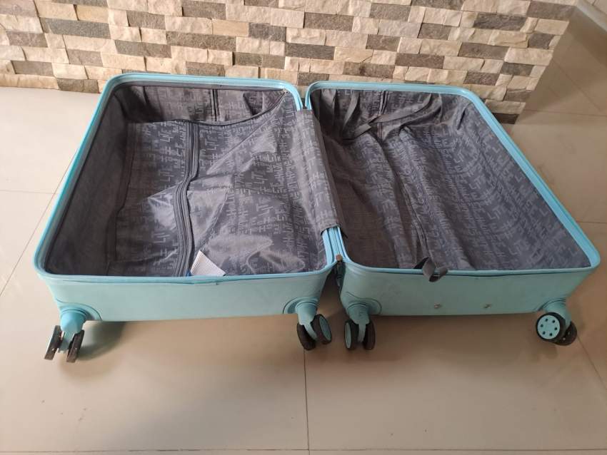 Valise - 3 - Others  on Aster Vender