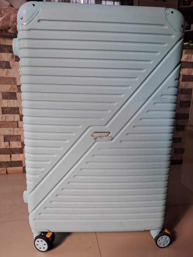 Valise - 0 - Others  on Aster Vender