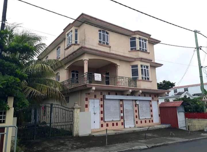 Beautiful Big House for Sale - 7 - House  on Aster Vender