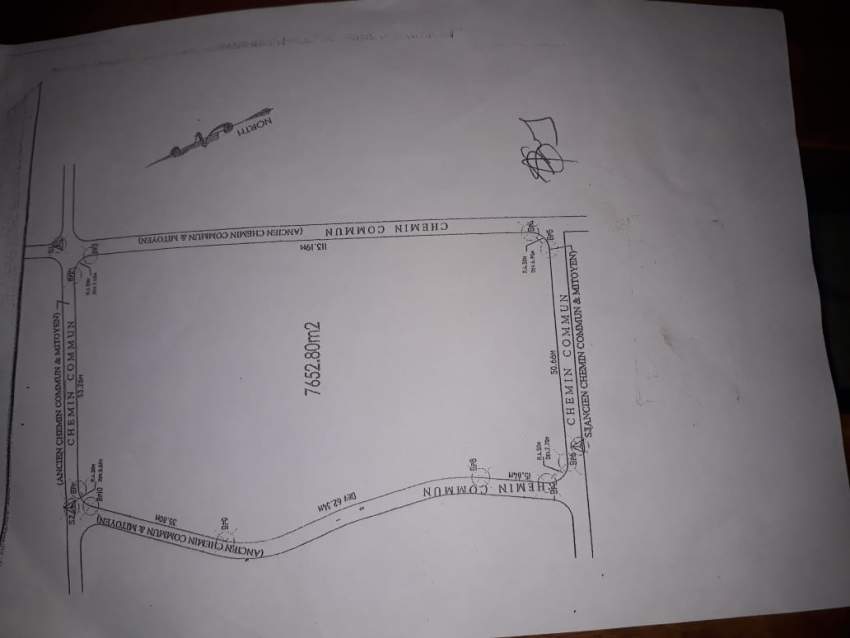 Beautiful Big House for Sale - 1 - House  on Aster Vender