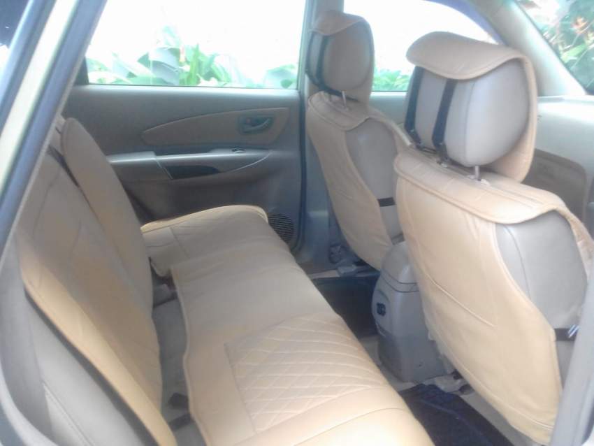 Hyundai Tucson - 4 - SUV Cars  on Aster Vender