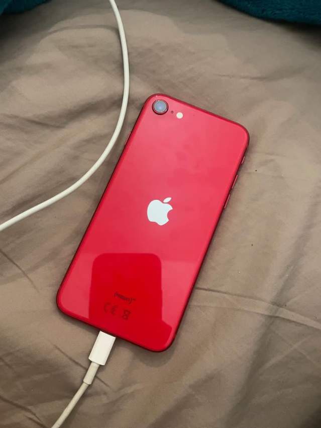 Iphone SE (2020) - 0 - iPhones  on Aster Vender