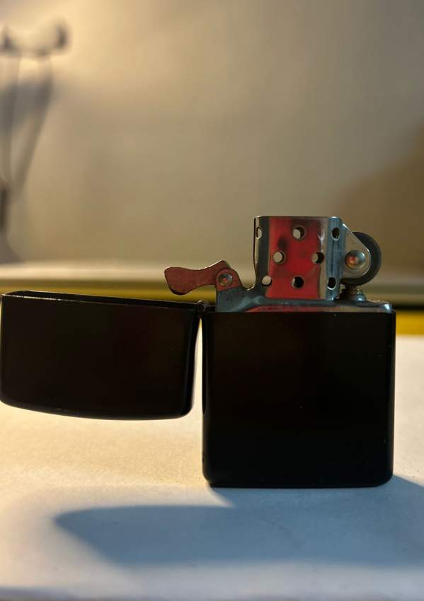 Zippo Lighter - 0 - All electronics products  on Aster Vender