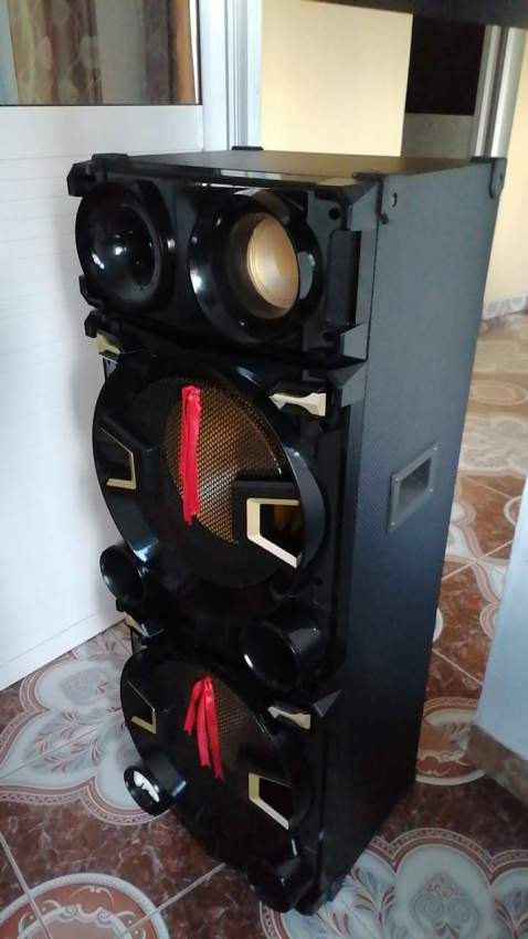 1 pair Ktronics speakers on Aster Vender