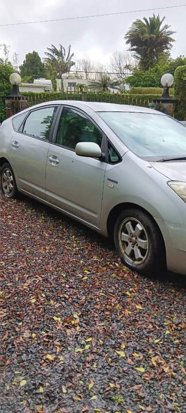 Toyota Prius - 0 - Compact cars  on Aster Vender