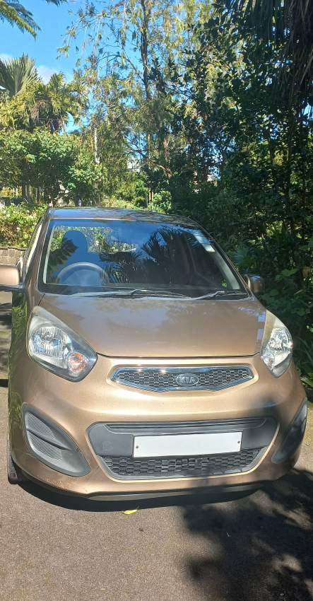 Kia Picanto 2012 on Aster Vender