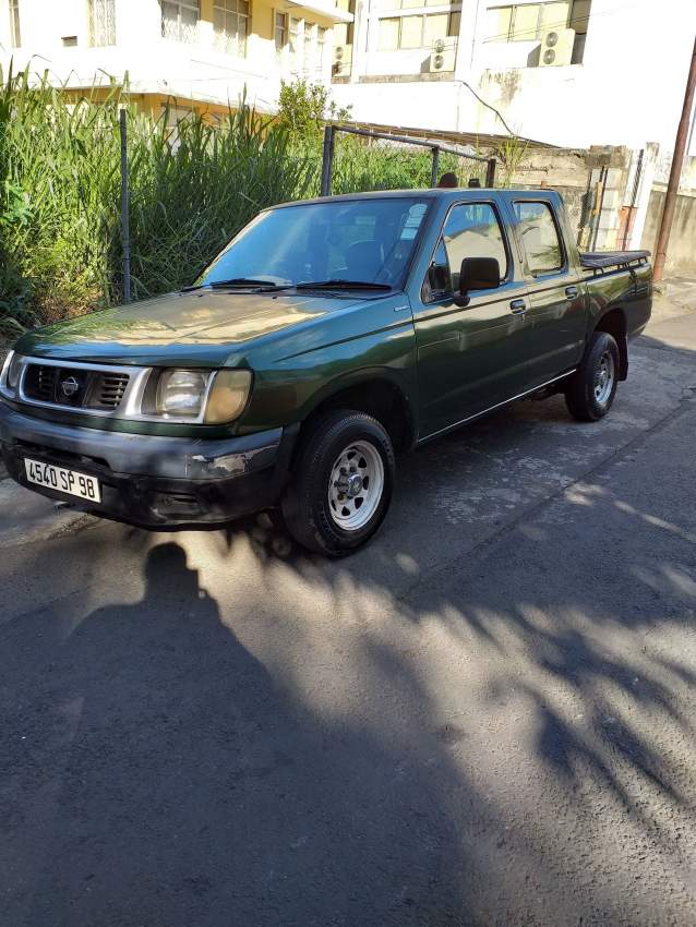 nissan pick up on Aster Vender