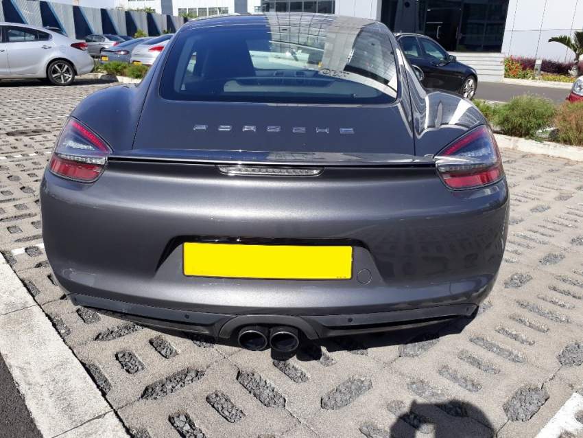 2015 Porsche Cayman 2.7 - 4 - Sport Cars  on Aster Vender
