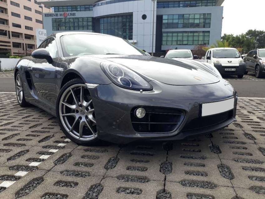 2015 Porsche Cayman 2.7 on Aster Vender