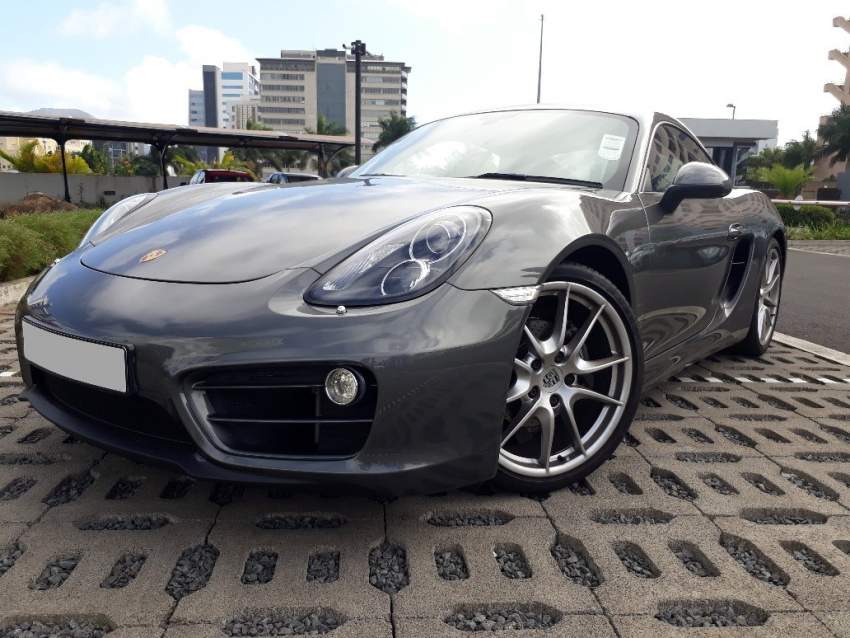 2015 Porsche Cayman 2.7 - 2 - Sport Cars  on Aster Vender