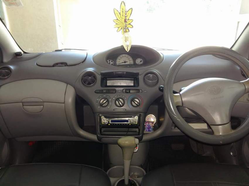 Toyota Platz a vendre - 2 - Family Cars  on Aster Vender