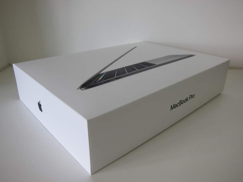 MacBook Pro core i7 2.80 GHZ 15'' 16GB RAM 256GB SSD  - 0 - Laptop  on Aster Vender