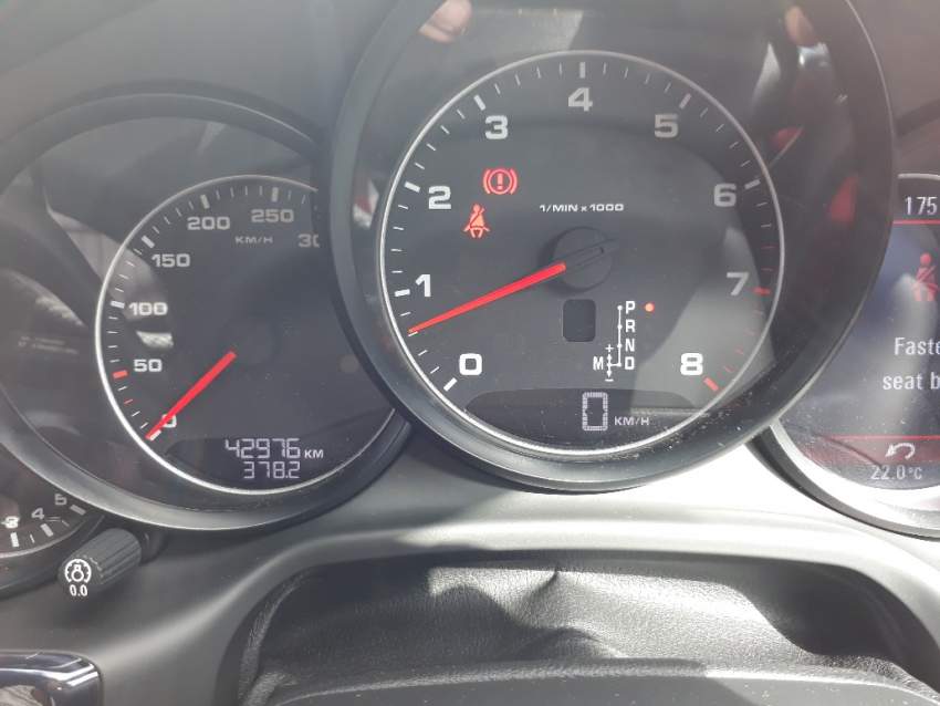 2014 Porsche Panamera 3.6 V6 - 2 - Sport Cars  on Aster Vender