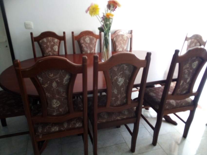 Table a manger on Aster Vender