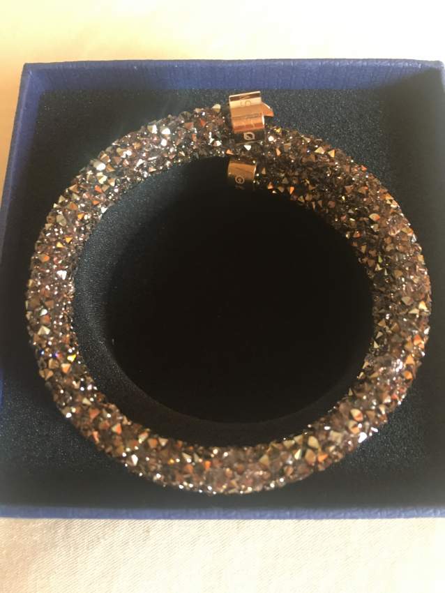 Swarovski Cuff  - 0 - Bracelet jewelry  on Aster Vender