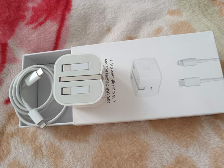 IPhone 20w usb cable type C+ adaptor on Aster Vender