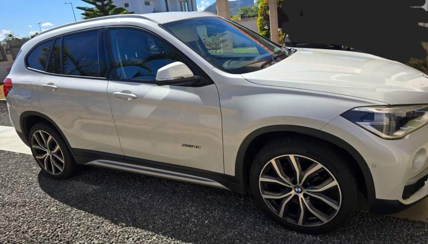 BMWX1 A VENDRE - 1 - SUV Cars  on Aster Vender