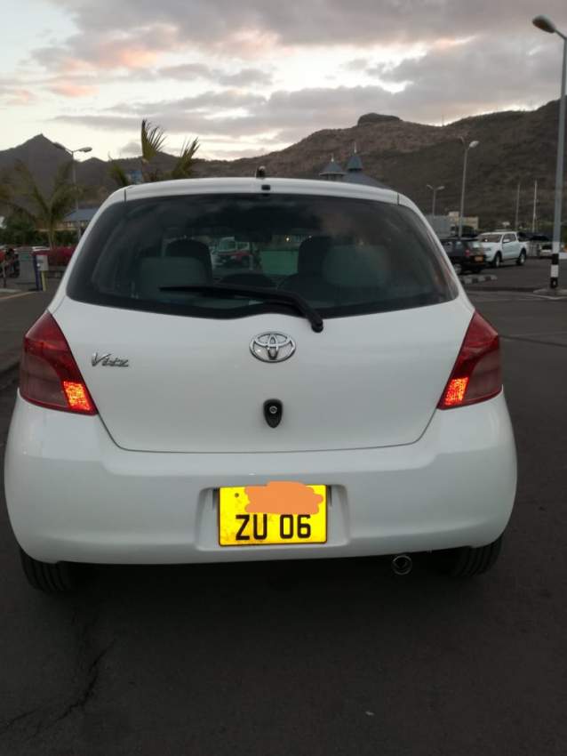 Toyota Vitz - 0 - Luxury Cars  on Aster Vender