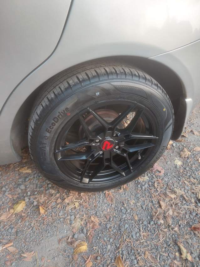 rim and tyre for sale...contact 59278814 on Aster Vender