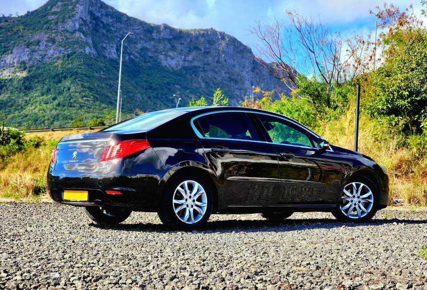 Peugeot 508 Allure - 2 - Family Cars  on Aster Vender