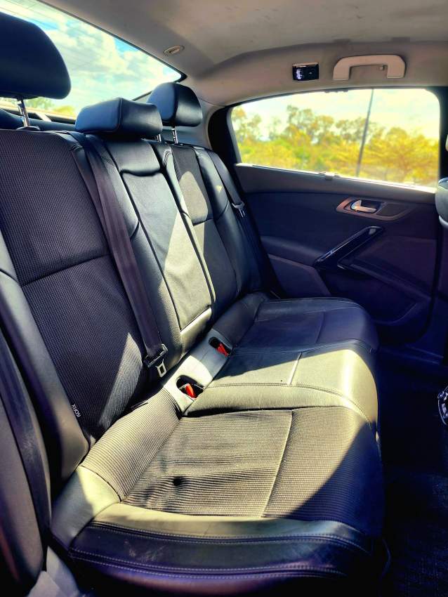 Peugeot 508 Allure - 5 - Family Cars  on Aster Vender