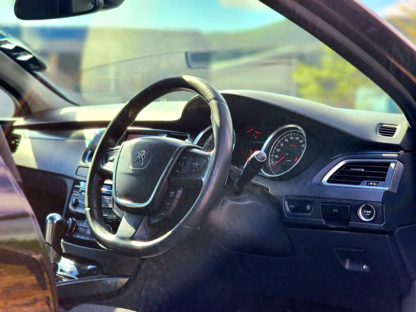 Peugeot 508 Allure - 6 - Family Cars  on Aster Vender