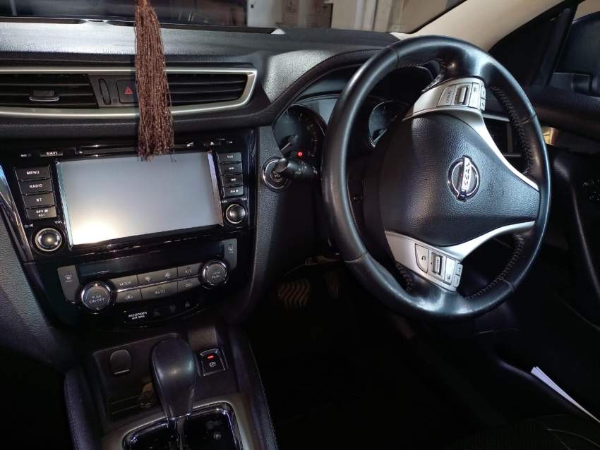 Nissan Qashqai-2015 - 6 - SUV Cars  on Aster Vender