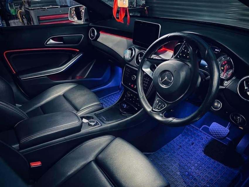 Cla 200 - 5 - Sport Cars  on Aster Vender