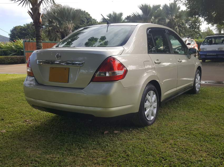 2007 Nissan Tiida 1.5 Sedan - 5 - Family Cars  on Aster Vender