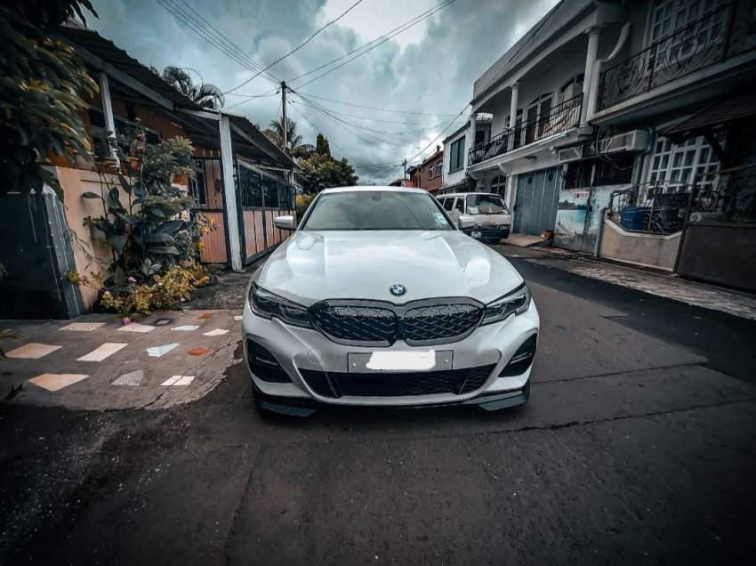 Bmw 330i-2019 on Aster Vender