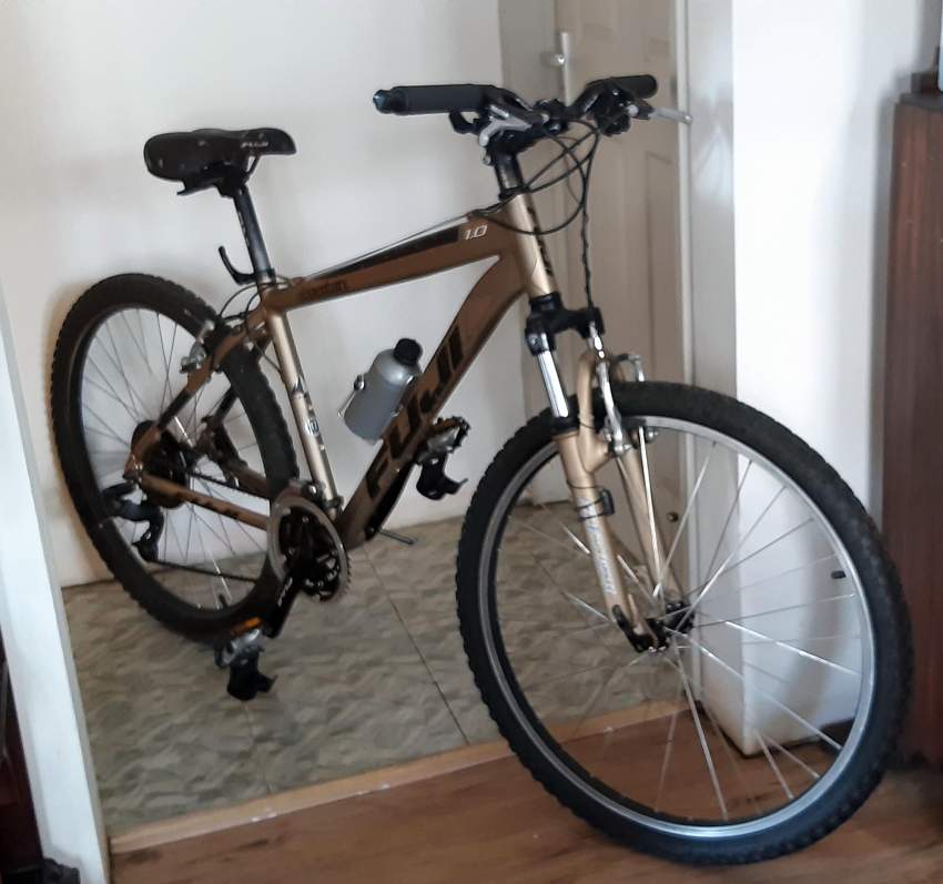 MTB FUJI ADVENTURE and accessories - 1 - Mountain bicycles  on Aster Vender