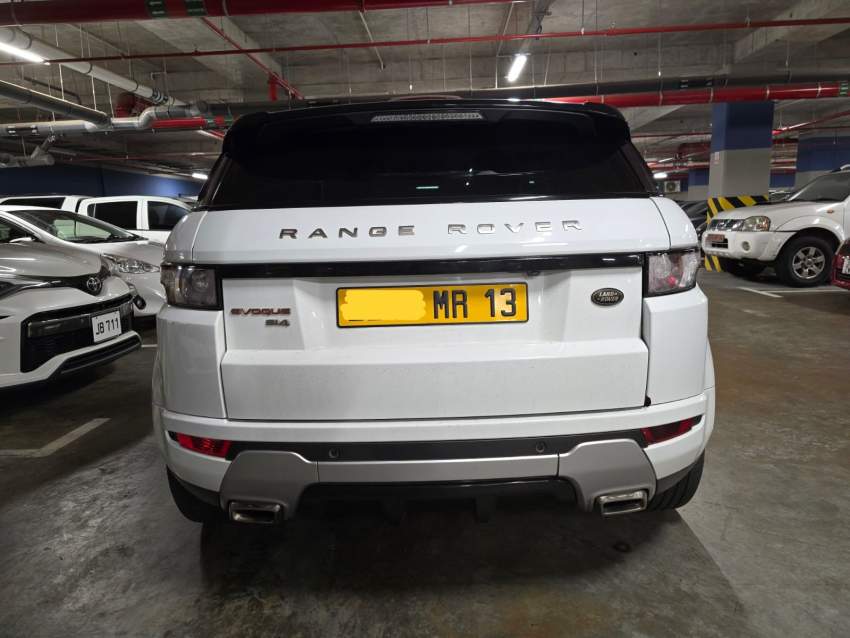 2013 Range Rover Evoque Si4 - 2 - Luxury Cars  on Aster Vender