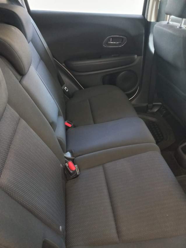 2014 Honda Vezel Hybrid - 5 - SUV Cars  on Aster Vender